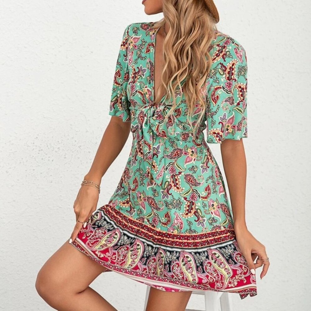 Green Paisley tie front Mini Dress - Picture 3 of 6